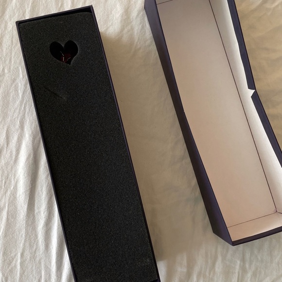 Classic Eternal Rose with display stand - Picture 5 of 5